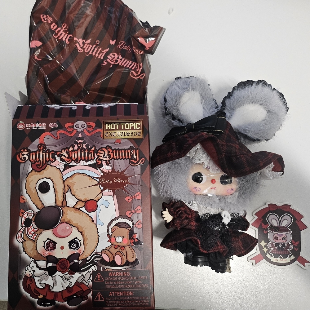 Three Baby *HotTopic Exclusive* Lolita Bunny **Tata Dollmist